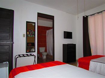 Jaco Lodge Quiet Hotel Экстерьер фото